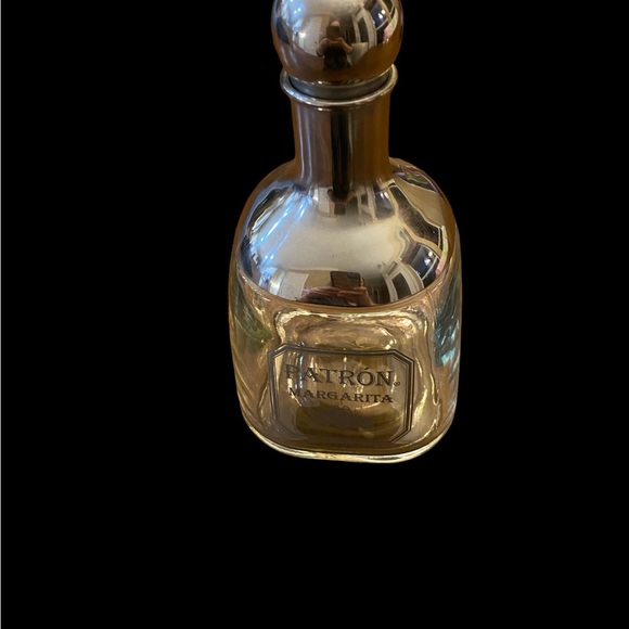 PATRON Margarita Shaker Glass Chrome Bottle 18oz Cocktail Mixer Tequila - Picture 3 of 5